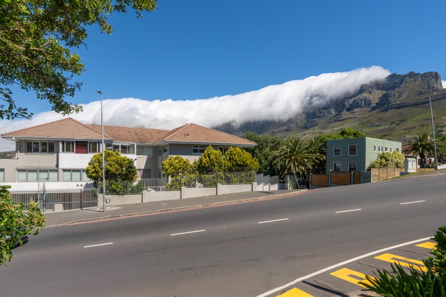 To Let 2 Bedroom Property for Rent in Oranjezicht Western Cape